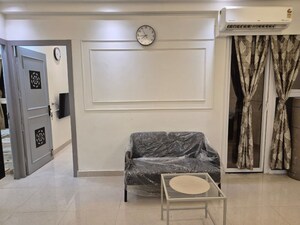 Team Area in 2 BHK Apartment at Signature Global Prime, Sector 63a – for Sale