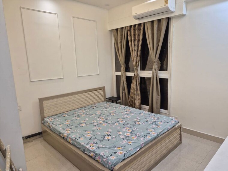Bedroom, signature-global-prime 2 Bedroom 800 Sq.Ft. Apartment In Sector 63a Gurgaon 10327124
