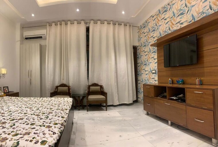 Living Room, anand niketan 4 Bedroom 400 Sq.Yd. Builder Floor In Anand Niketan Delhi 10327148