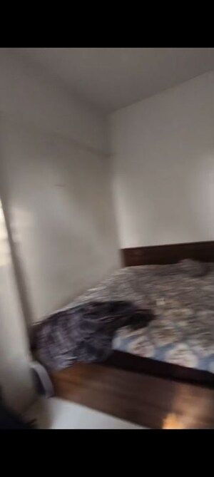 Room in 1 BHK Apartment at Tilak Nagar – for Rent