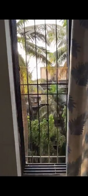 Balcony in 1 BHK Apartment at Tilak Nagar – for Rent