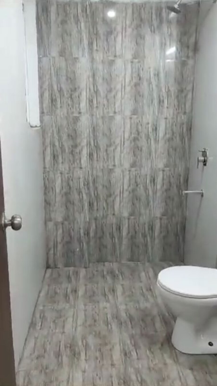 Bathroom, mgh-mulberry-county 3 Bedroom 1400 Sq.Ft. Apartment In Sector 70 Faridabad 10327116