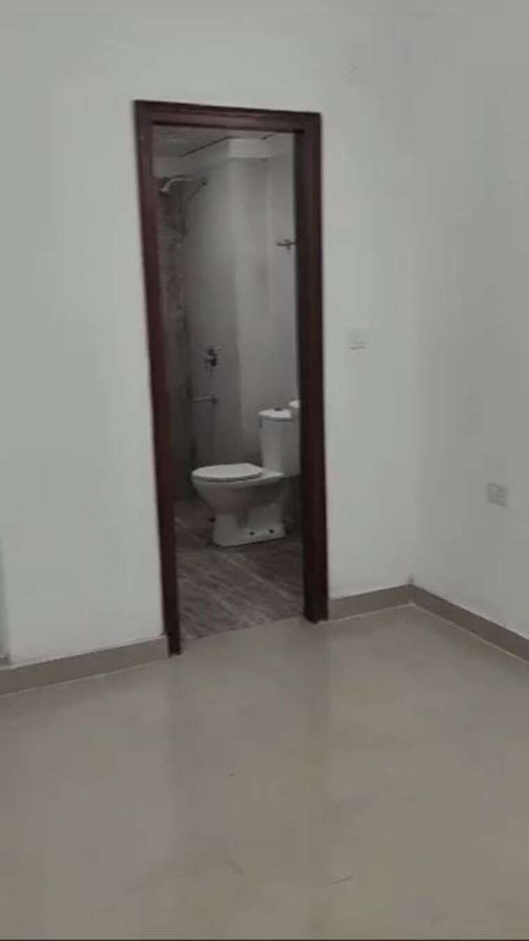 Bathroom, mgh-mulberry-county 3 Bedroom 1400 Sq.Ft. Apartment In Sector 70 Faridabad 10327116