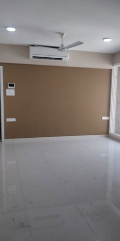 2 BHK Apartment For Rent in Sindhi Society