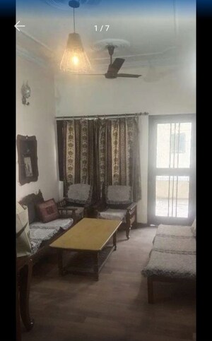 2 BHK Builder Floor For Rent in Sector 43