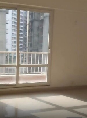 Room in 3 BHK Apartment at Value Infra Meadows Vista2, Raj Nagar Extension – for Sale