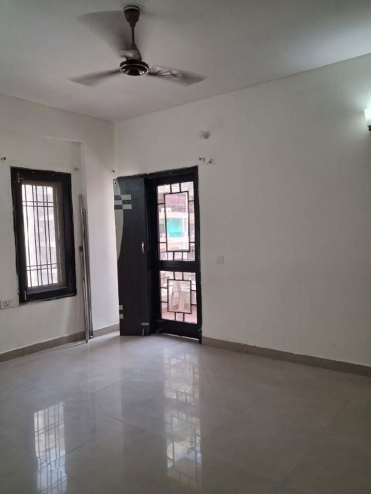 Room, bptp-discovery-park 3 Bedroom 1670 Sq.Ft. Apartment In Sector 80 Faridabad 10327184