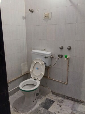 Bathroom in 1 BHK Builder Floor at Malviya Nagar – for Rent