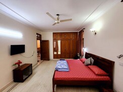 4 BHK + Servant Room Builder Floor For Rent in Saket