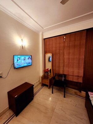 Bedroom in 4 BHK Builder Floor at Saket – for Rent