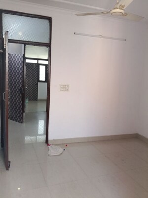 Room in 2 BHK Builder Floor at Malviya Nagar – for Rent