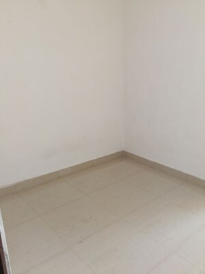 Room in 2 BHK Builder Floor at Malviya Nagar – for Rent