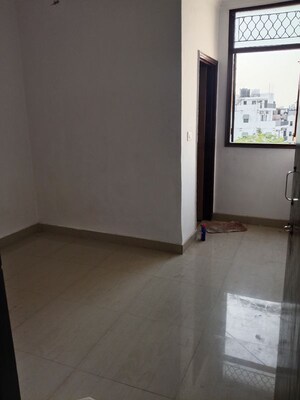 Room in 2 BHK Builder Floor at Malviya Nagar – for Rent