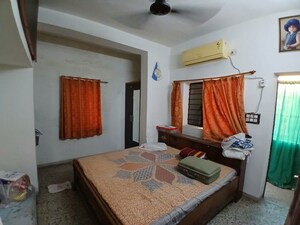 Bedroom in 3 BHK Villa at Satellite – for Rent