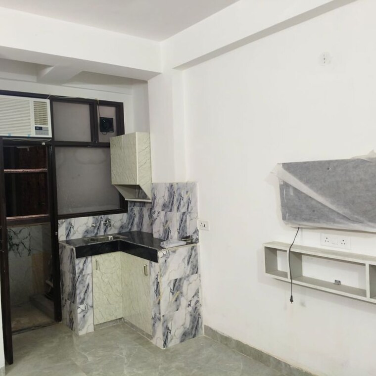 Living Room, sector 18 1 RK 160 Sq.Ft. Builder Floor In Sector 18 Gurgaon 10327269