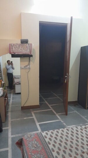 Hall in 3 BHK Builder Floor at Sector 25 – for Rent
