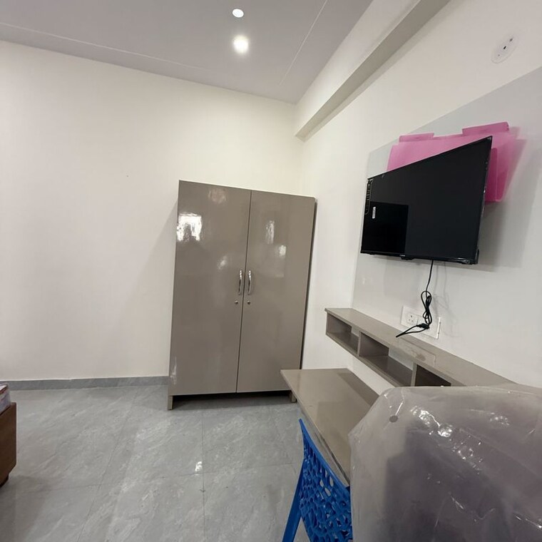 Kitchen, sector 18 1 RK 150 Sq.Ft. Builder Floor In Sector 18 Gurgaon 10327274