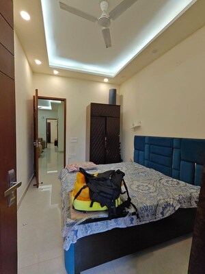 Team Area in 2 BHK Builder Floor at Sushant Lok I – for Rent