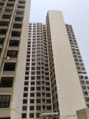2 BHK Apartment For Rent in Parel