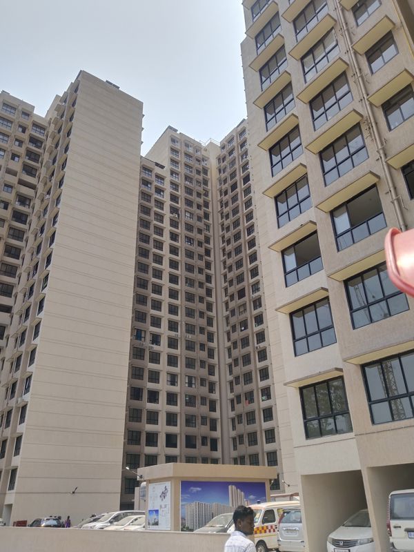 2 BHK + Store Room Apartment For Rent in Parel