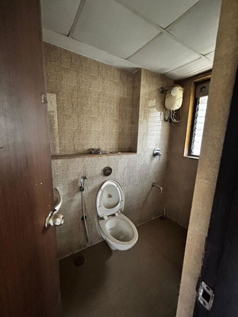 Bathroom, lodha-lakeshore-greens 1.5 Bedroom 640 Sq.Ft. Apartment In Dombivli East Thane 10327334