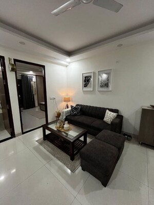 Living Room in 2 BHK Builder Floor at Sector 40 – for Rent
