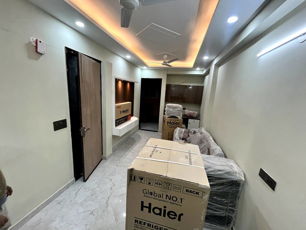 1 BHK + Extra Room Builder Floor For Rent in Sushant Lok I