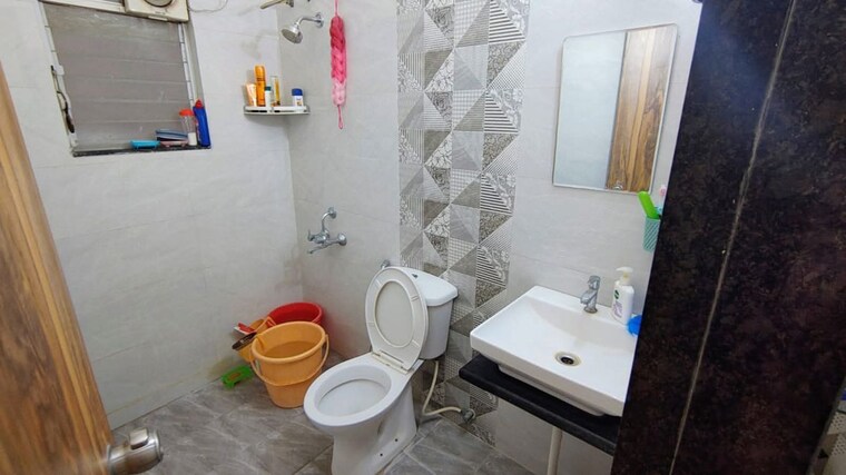 Bathroom, sonigara-omega-paradise 2 Bedroom 894 Sq.Ft. Apartment In Wakad Pune 10327390