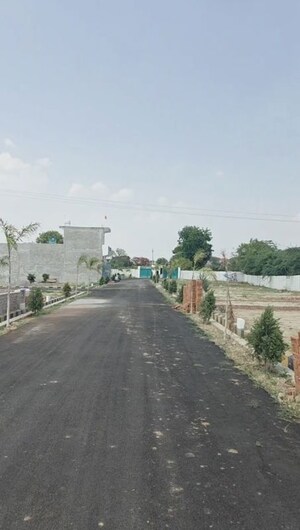  Plot at Bakshi Ka Talab – for Sale