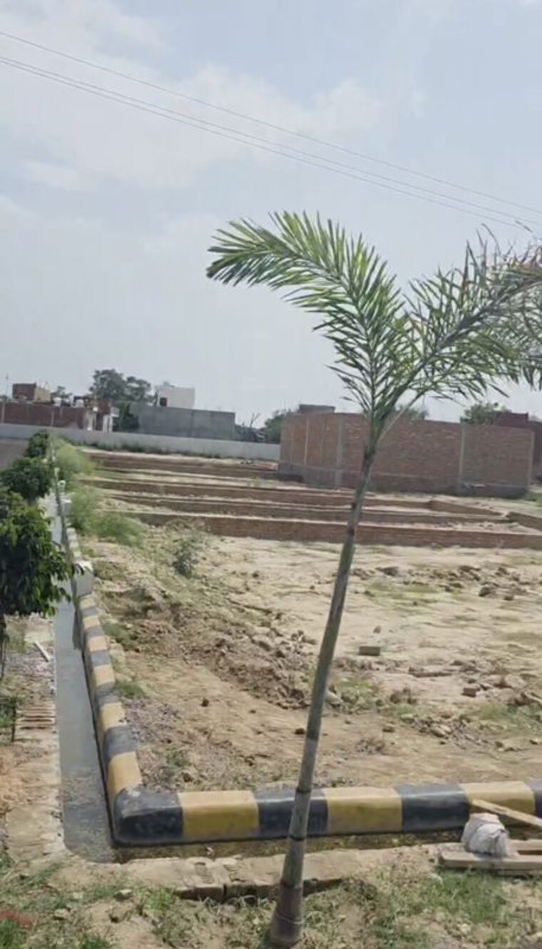 undefined, bakshi ka talab  1000 Sq.Ft. Plot In Bakshi Ka Talab Lucknow 10327345