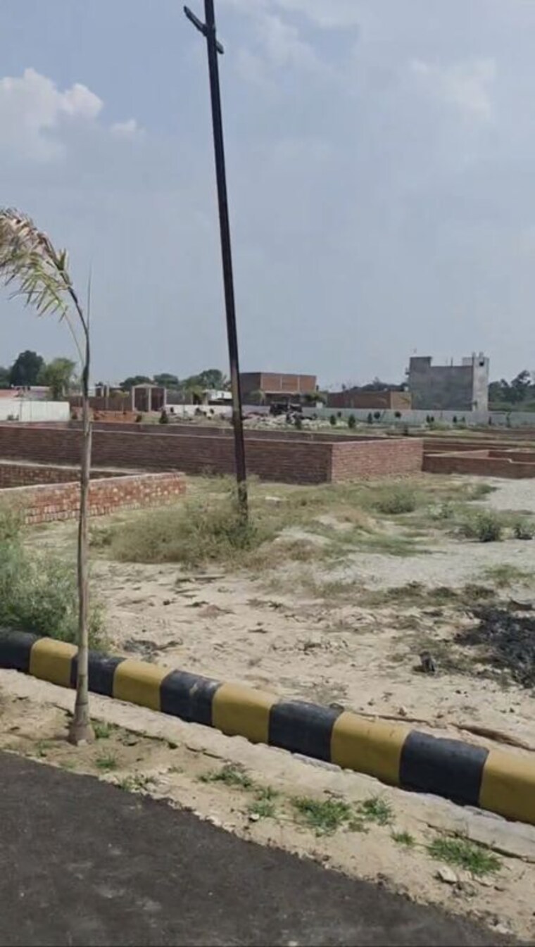 undefined, bakshi ka talab  1000 Sq.Ft. Plot In Bakshi Ka Talab Lucknow 10327345