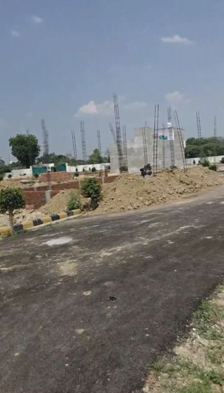 undefined, bakshi ka talab  1000 Sq.Ft. Plot In Bakshi Ka Talab Lucknow 10327345