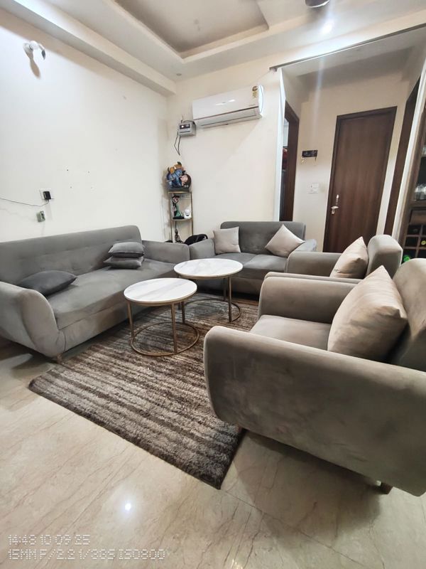 2 BHK + Study Room Builder Floor For Rent in Old DLF