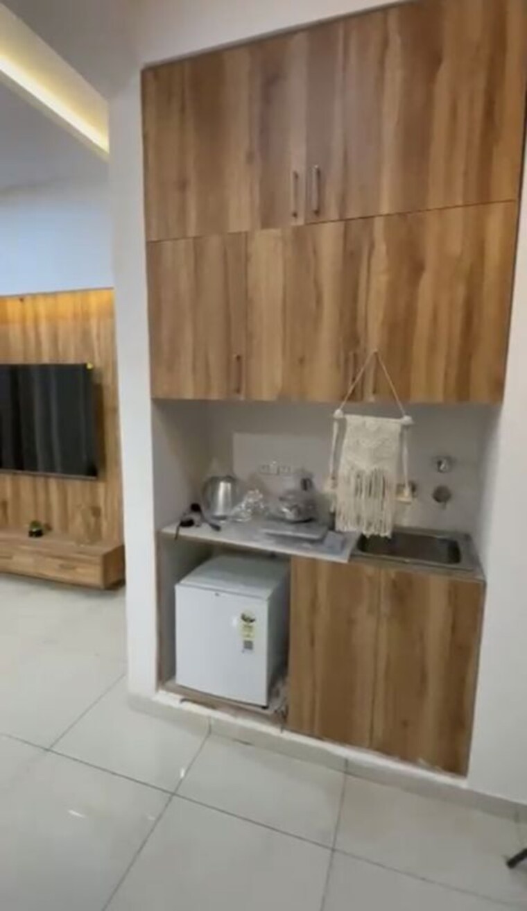 Kitchen, motia-citi-royal-business-park Commercial Office Space 950 Sq.Ft. In Ambala Highway Zirakpur 10327434