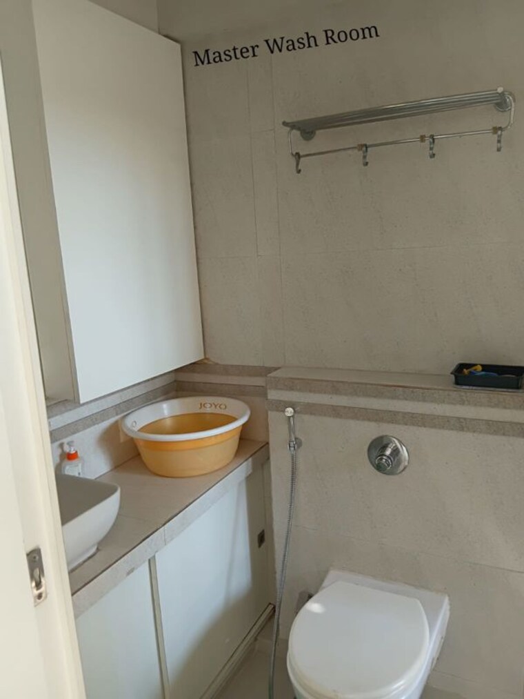 Bathroom, chandak-paloma 1 Bedroom 408 Sq.Ft. Apartment In Goregaon East Mumbai 10327267