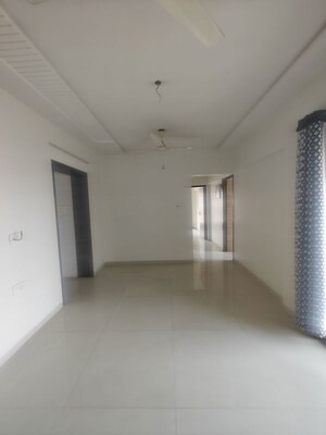2 BHK Apartment For Rent in Rattan Icon, Seawoods Sector 50