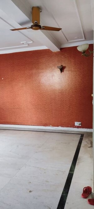 2 BHK Apartment For Rent in Express View Apartment, Sector 93