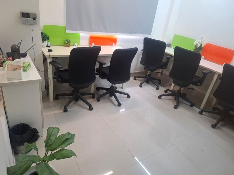 Team Area, sector 1 Commercial Office Space 500 Sq.Ft. In Sector 1 Noida 10327494