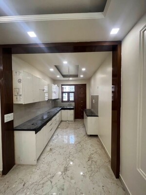 2 BHK Builder Floor For Rent in Sector 37c