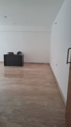 Room in 3.5 BHK Apartment at Marvel Selva Ridge Estate Apartments, Bavdhan – for Rent