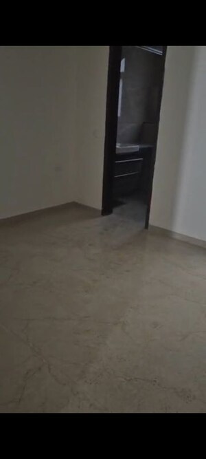 2.5 BHK Apartment For Sale in Smart World Orchard, Sector 61