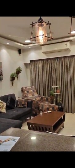 1 BHK Apartment For Rent in Omkar Meridia