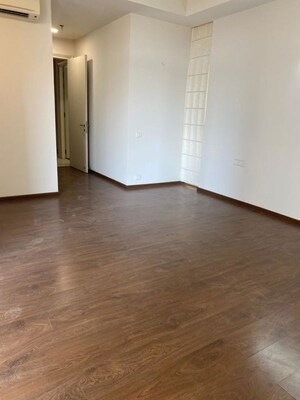 Room in 5 BHK Apartment at Ireo Victory Valley, Sector 67 – for Rent