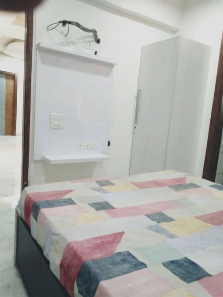Bedroom, new industrial township 5 3 Bedroom 1800 Sq.Ft. Builder Floor In New Industrial Township 5 Faridabad 10327597