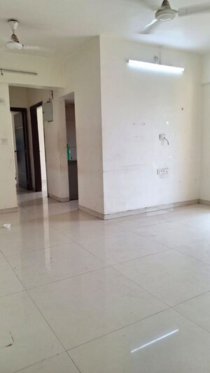 Room in 2 BHK Apartment at Siddhivinayak Utopia Ulwe, Ulwe – for Rent