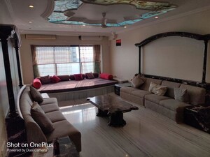 Living Room in 2 BHK Apartment at Jolly Maker Apartment, Cuffe Parade – for Rent