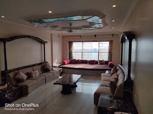 Living Room in 2 BHK Apartment at Jolly Maker Apartment, Cuffe Parade – for Rent