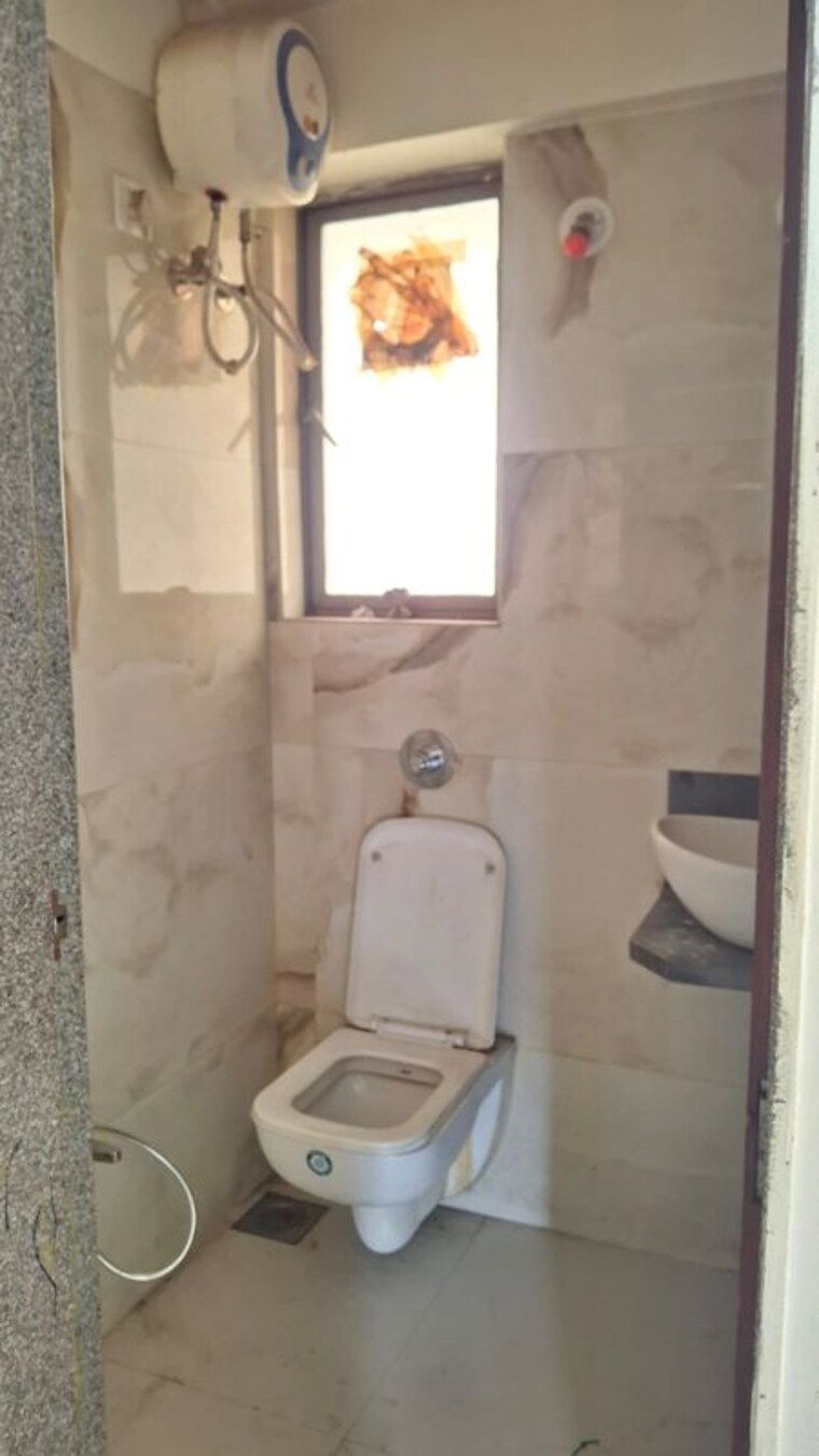Bathroom, ulwe 2 Bedroom 1000 Sq.Ft. Apartment In Ulwe Navi Mumbai 10327656