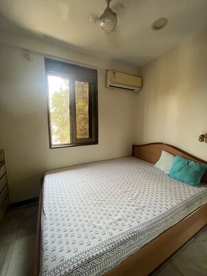 Bedroom in 1 BHK Apartment at Seven Bunglow – for Rent