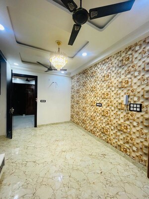 Bathroom in 2 BHK Builder Floor at Dwarka Mor – for Rent